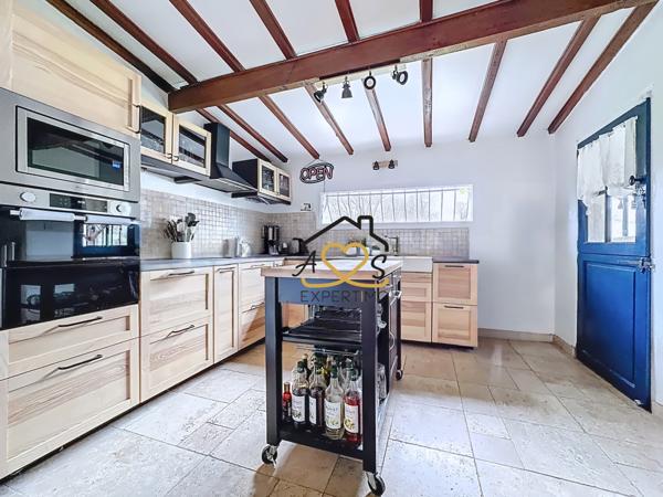 Saint-Priest-Bramefant (63310) CORPS DE FERME - PISCINE - DÉPENDANCES - ST PRIEST DE BRAMEFANT 63310