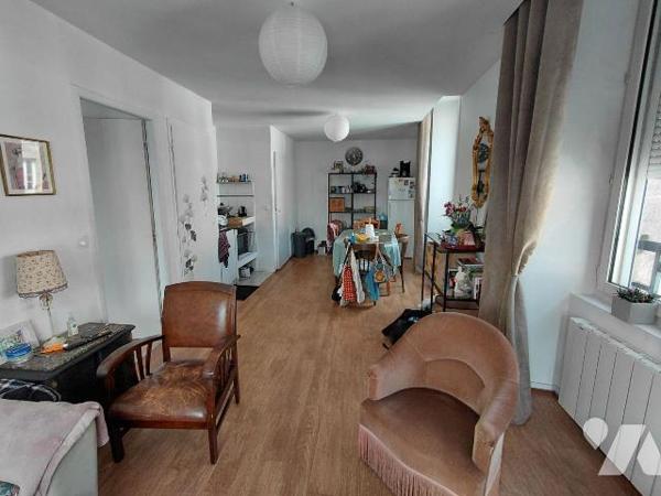 Appartement T3 à vendre - Pontivy (56300)

Situé à Pontivy, au coeur du Morbihan en Bretagne,...