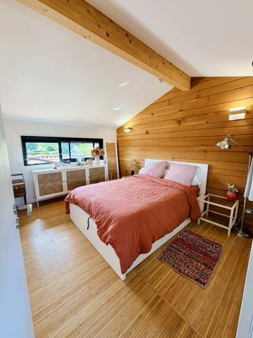 Lacanau ville : belle maison ossature bois avec studio indépendant
