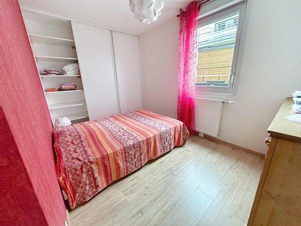 Location / Appartement T4