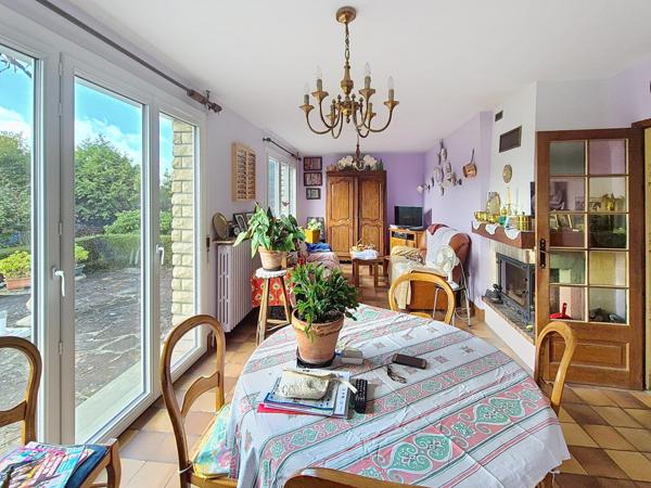 Maison sur sous-sol complet 3 chambres