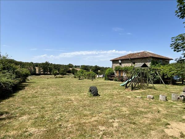 Maison à vendre |  Saulgond |  4 pièces | 105 m²