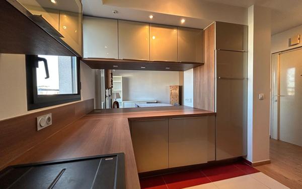 Appartement à louer    3 pièces • 62,75 m2 Châtillon