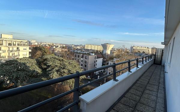 Appartement à louer    3 pièces • 62,75 m2 Châtillon