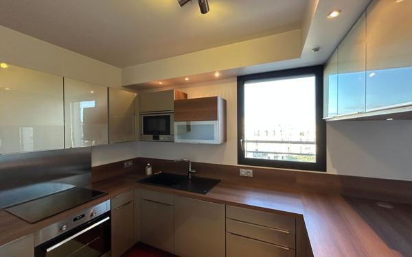 Appartement à louer    3 pièces • 62,75 m2 Châtillon