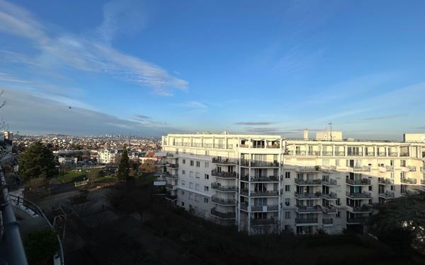 Appartement à louer    3 pièces • 62,75 m2 Châtillon