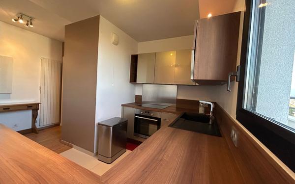 Appartement à louer    3 pièces • 62,75 m2 Châtillon