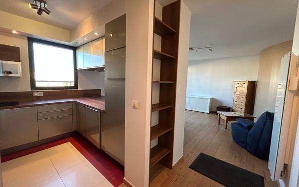 Appartement à louer    3 pièces • 62,75 m2 Châtillon