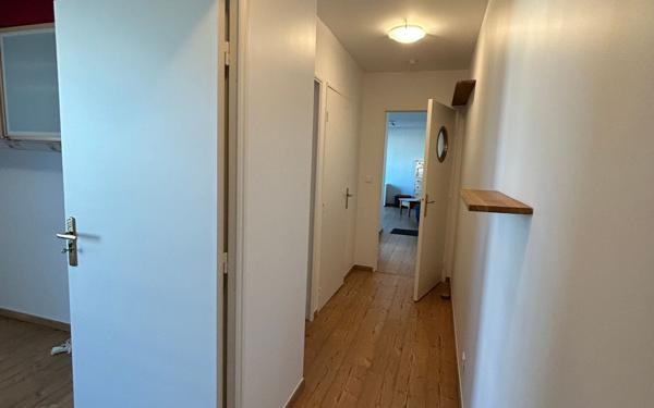 Appartement à louer    3 pièces • 62,75 m2 Châtillon