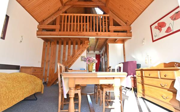 Maison à vendre    4 pièces • 87 m2 Rue