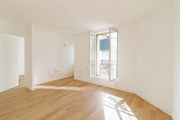 Appartement Paris 15 e - QUARTIER COMMERCE