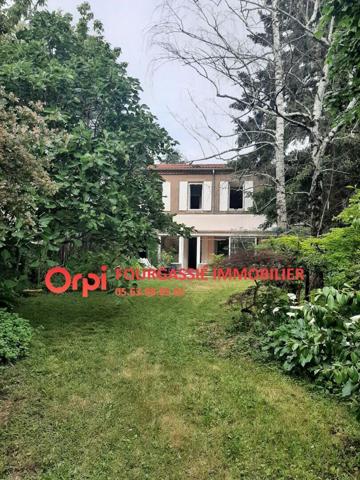 Maison à vendre    5 pièces •  Mazamet