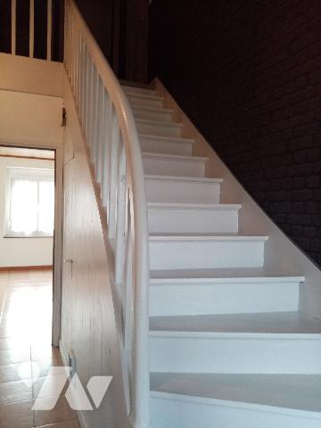 centre village, maison mitoyenne de 88 m² avec terrain de 455 M²
bon état général