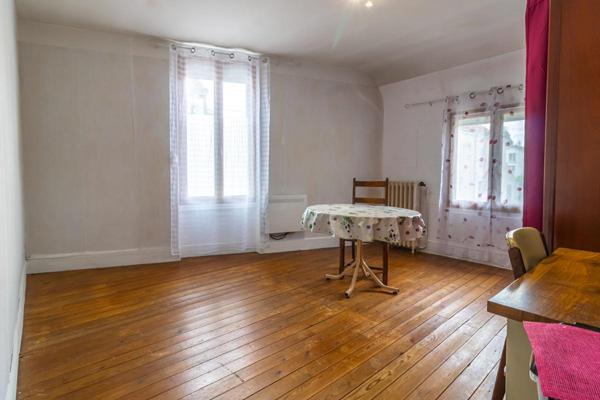 Maison Chabris 7 pièce(s) 134.98 m2