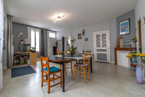 Maison Chabris 7 pièce(s) 134.98 m2