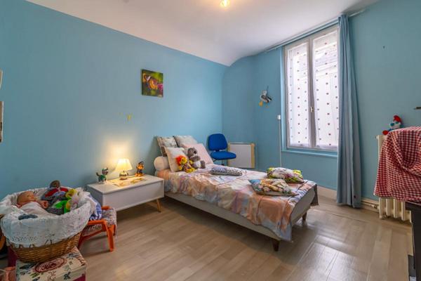Maison Chabris 7 pièce(s) 134.98 m2
