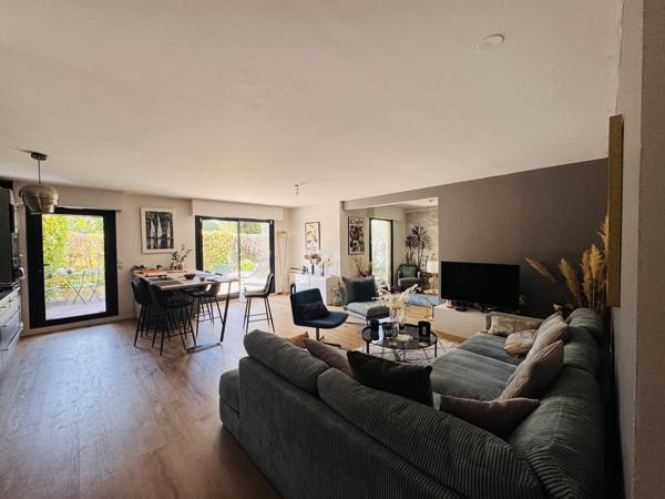 Bel appartement familial 3 chambres jardin avec box et parking