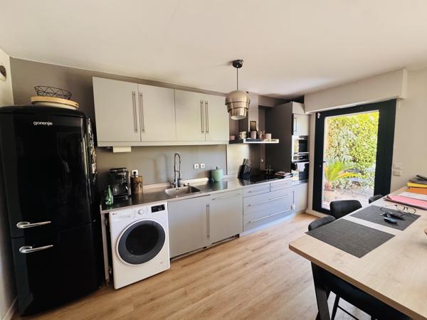 Bel appartement familial 3 chambres jardin avec box et parking