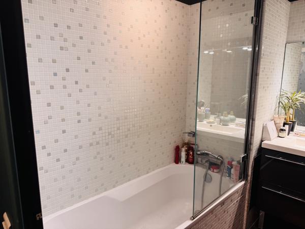 Bel appartement familial 3 chambres jardin avec box et parking
