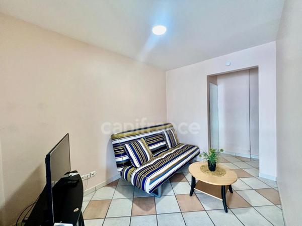 À vendre Ensemble immobilier 3 logements à Dizac LE DIAMANT (972)Vue magique sur le Rocher du Diamant