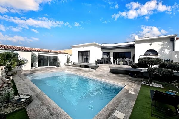 Maison 5 pièce(s) 138 m2 + maison T2 28 m2, Sainte soulle 17220