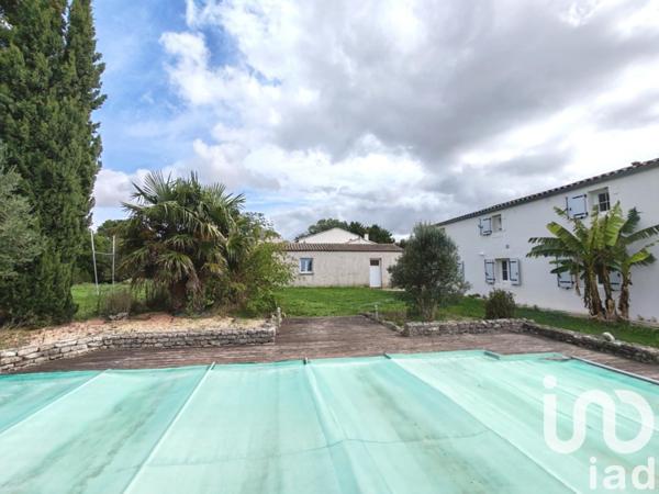 Maison à vendre 6 pièces 165 m² Surgères