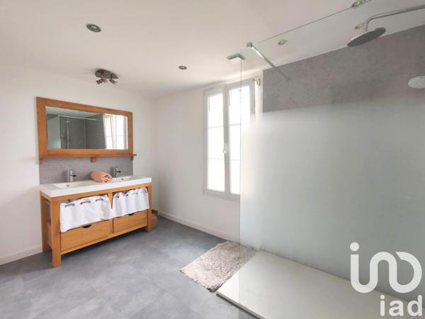 Maison à vendre 6 pièces 165 m² Surgères