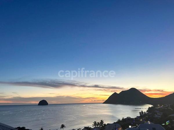 LE DIAMANT (972) -Appartement à vendre 4 pièces - 80,24 hab. Terrasse 23,93m2 - Vue Mer et Plage - Pisicine