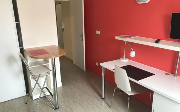 Appartement à louer    1 pièce •  Compiègne