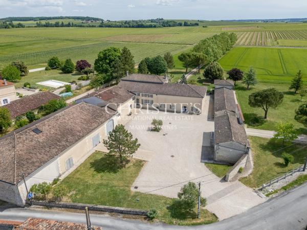COGNAC – A VENDRE MAGNIFIQUE PROPRIETE