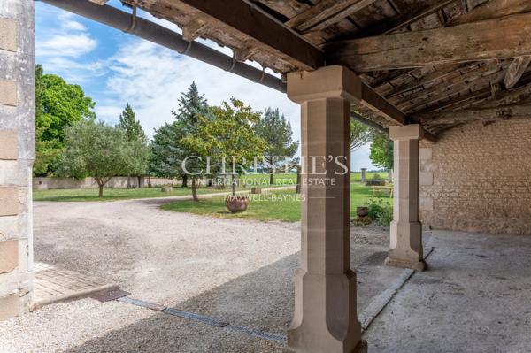 COGNAC – A VENDRE MAGNIFIQUE PROPRIETE