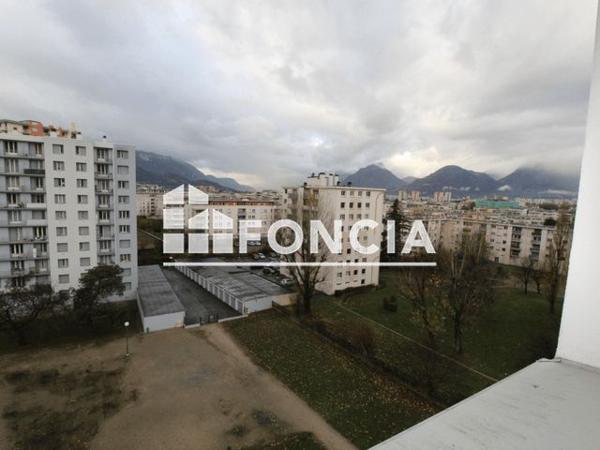 Location Studio 27.4 m² - 5 ET 7 RUE GARBIEL DIDIER Echirolles 38130