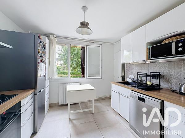 Appartement à vendre 5 pièces 81,05 m² Le Mesnil-le-Roi