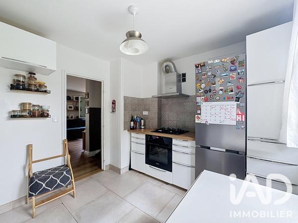 Appartement à vendre 5 pièces 81,05 m² Le Mesnil-le-Roi