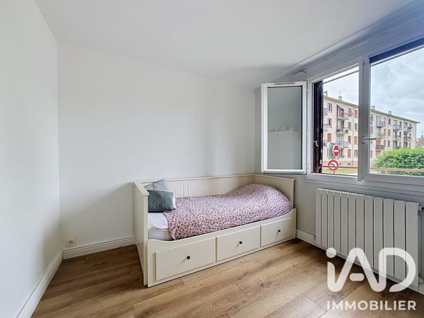 Appartement à vendre 5 pièces 81,05 m² Le Mesnil-le-Roi