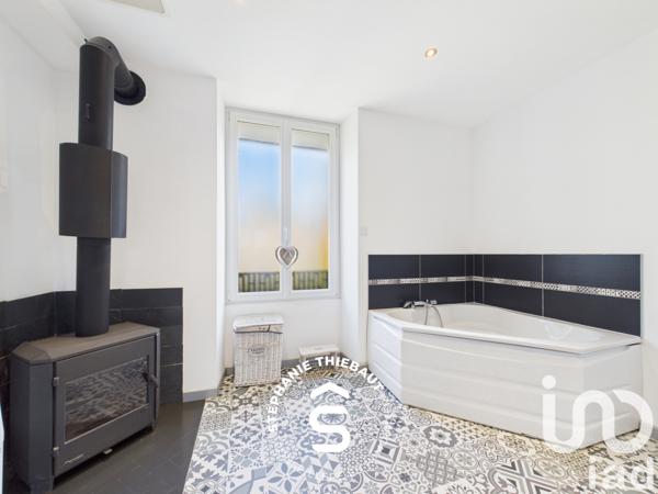 Maison à vendre 9 pièces 245 m² Bruyères