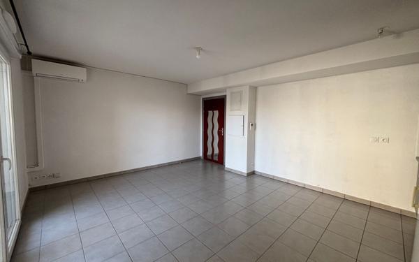 Appartement à vendre    2 pièces • 40,40 m2 Narbonne