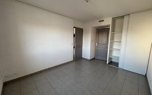 Appartement à vendre    2 pièces • 40,40 m2 Narbonne