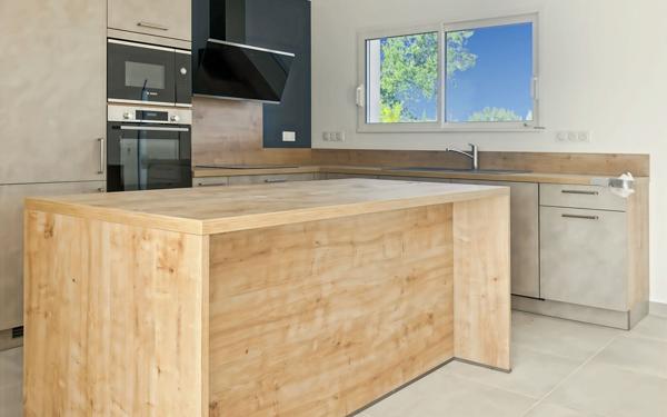 Maison à vendre    4 pièces •  Montbeton