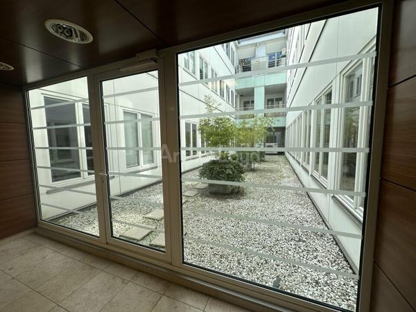 BUREAUX à LOUER de 75 m²