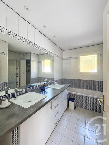 Maison à vendre  7 pièces - 151 m2 VILLENEUVE SUR LOT - 47