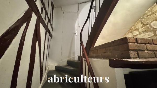 Studio en duplex calme en vente à Paris 1er (75001)