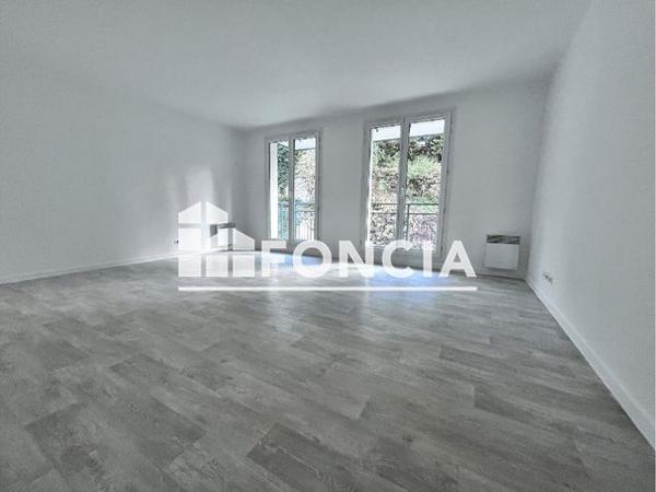 Location Appartement 3 pièces 64.23 m² - 1 A 3 BIS AVENUE DE BUZENVAL Rueil-malmaison 92500