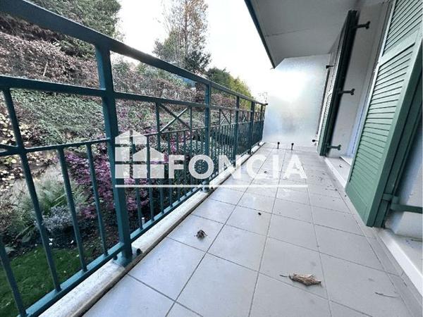 Location Appartement 3 pièces 64.23 m² - 1 A 3 BIS AVENUE DE BUZENVAL Rueil-malmaison 92500