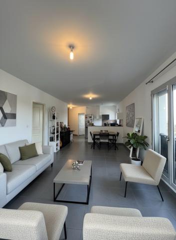 À vendre - Immeuble 475 m² situé à Montbazon (37250)
