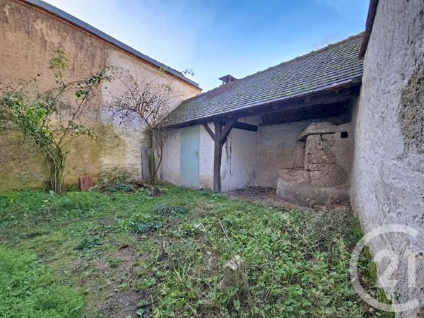 Maison à vendre  3 pièces - 83,50 m2 ST GERAND LE PUY - 03