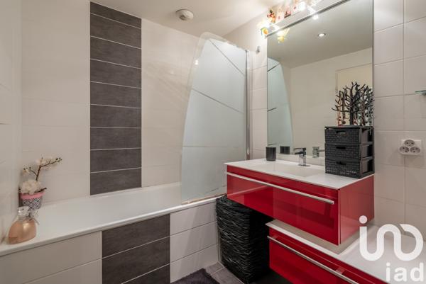 Appartement à vendre 2 pièces 53 m² Sassenage