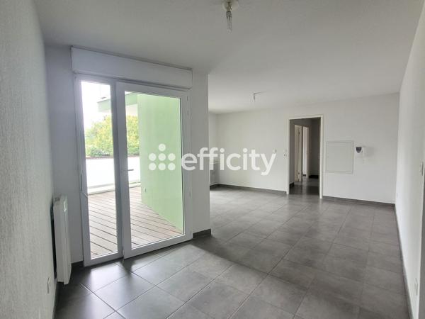 Appartement
         3 pièces
        - 63 m²
