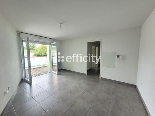 Appartement
         3 pièces
        - 63 m²