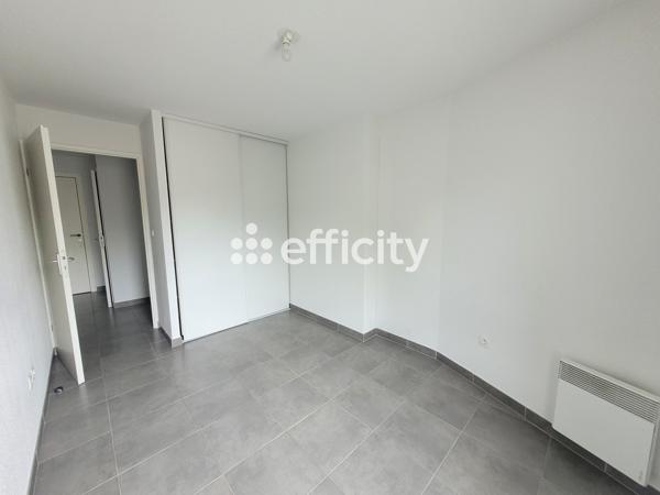 Appartement
         3 pièces
        - 63 m²